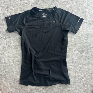 Nike running short sleeve shirt dri-fit size S
